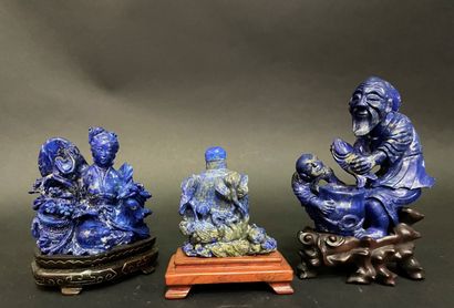 Trois sujets en lapis-lazuli sculpté.

Chine,...