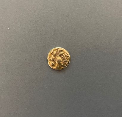 null Carnutes. Eighth of gold statere with eagle, class II (0,84 g). DT.2570

Good...