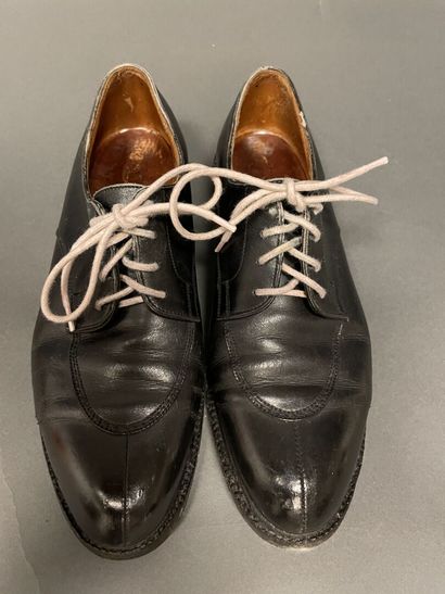 null J.M. WESTON
Pair of black leather lace-up derby shoes. 
Size 38,5 approximately,...