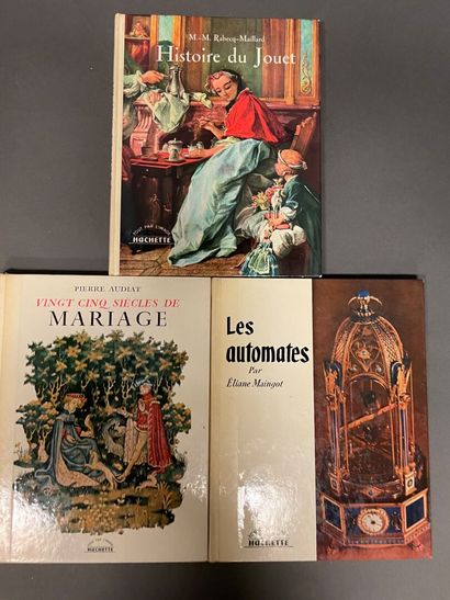 null Lot composed of 7 books including : 
The automatons by MARGOT, 
The history...