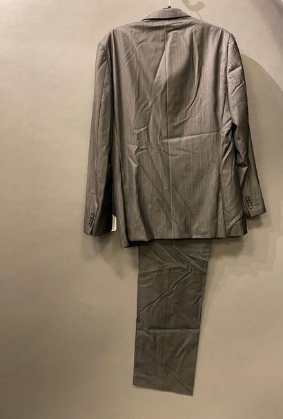 null ZEGNA & ANONYMOUS
Set including a jacket and pants anthracite stripes. 
Size...