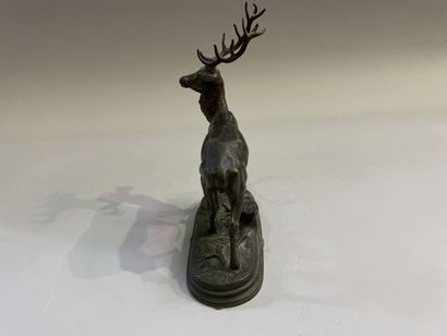 null Alfred DUBUCAND (1828-1894)
Cerf aux aguets 
Epreuve en bronze de patine brune...