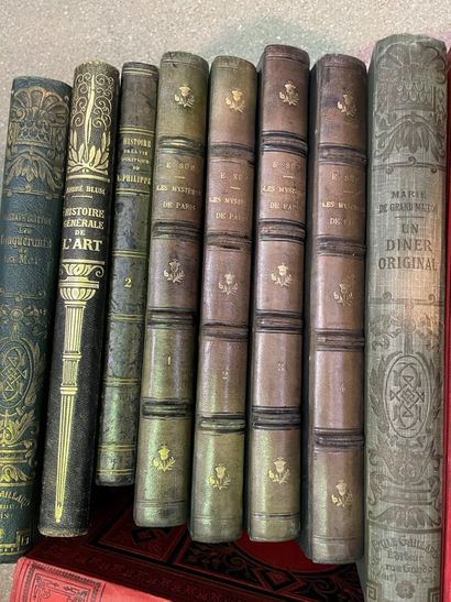 null Lot of bound books, mainly from the 18th and 19th centuries.
(Two small box...