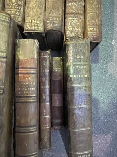 null Lot of about 22 volumes of the Pleiades
and Lot of bound books mainly from the...