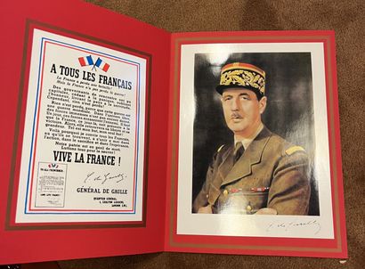 null Lot de livres divers : mémoires du général de Gaulle. 
4 grands cartons.