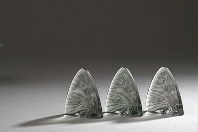 null CRISTAL LALIQUE
« Grand Nacré », dit aussi « Papillon ailes fermées », modèle...