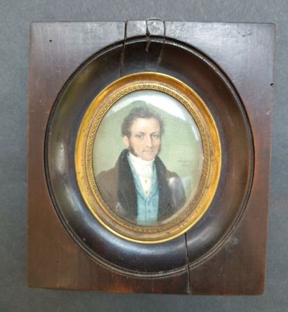 null Hippolyte CHAPON (1790-1838)
Portrait of a young man 
Miniature, signed and...