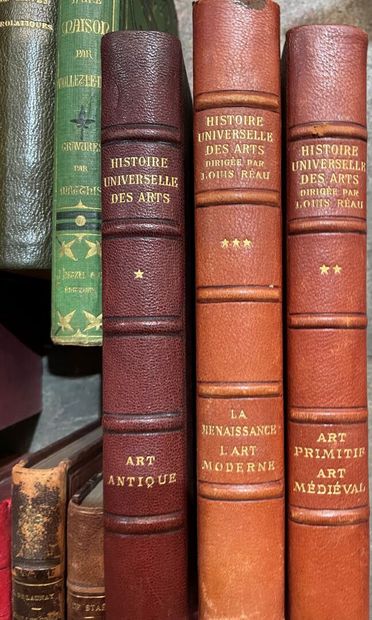 null Lot of bound books, mainly from the 18th and 19th centuries.
(7 boxes)