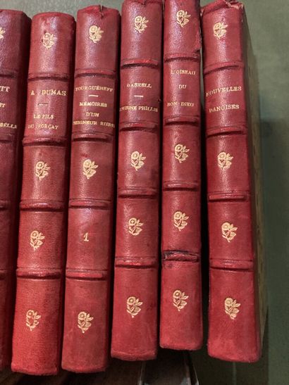 null Lot of bound books mainly XIXth and XXth century
(9 boxes)