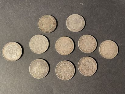 null Lot of silver coins.
Weight : 249 g