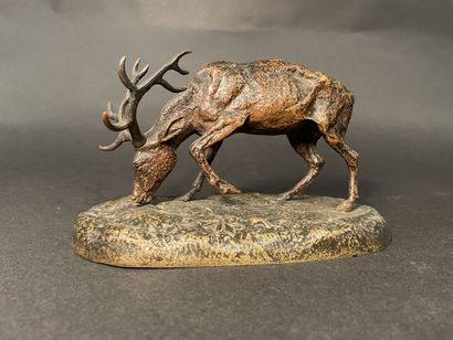 null Brown patina alloy sculpture of a stag bellowing.
Height Height : 10 cm. 
Terrace...