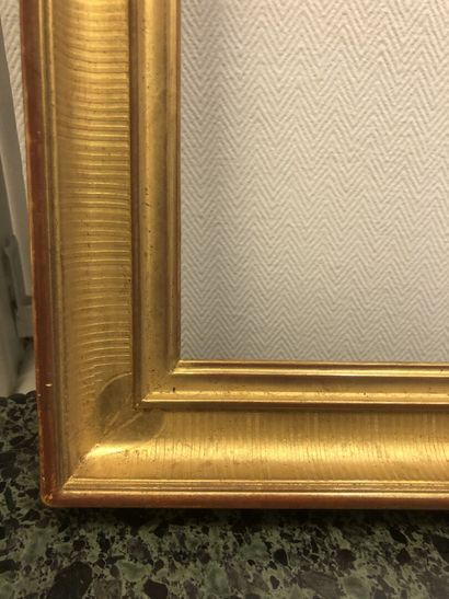 null Gilded wood frame
View size: 77.5 x 63.7 cm.
Damage.