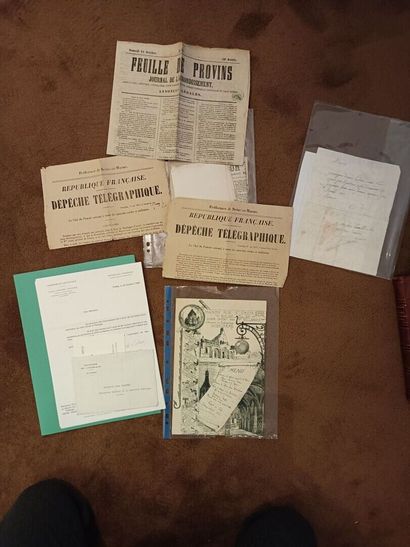 null Small lot of stapled and bound books about Provins and Freemasonry.

Mail from...