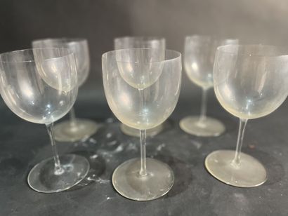 null Suite of BACCARAT crystal water glasses.
Stamped under the base.
Height: 18...