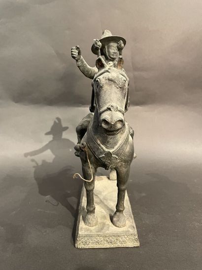 null In the Tang taste, China. 
Rider. 
Metal sculpture with lead elements. 
Restoration....