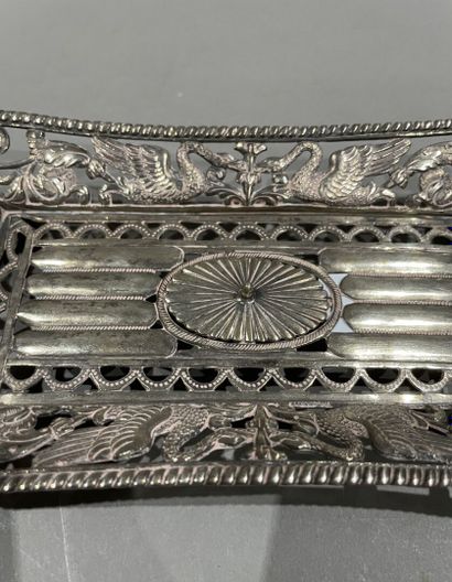 null Small openwork silvered bronze tray decorated with swans and acanthus leaves.
Empire...