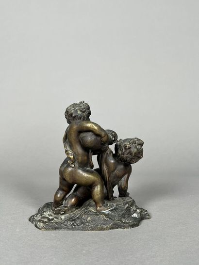 null French school 
Two putti playing
Proof in bronze with brown patina.
Height :...