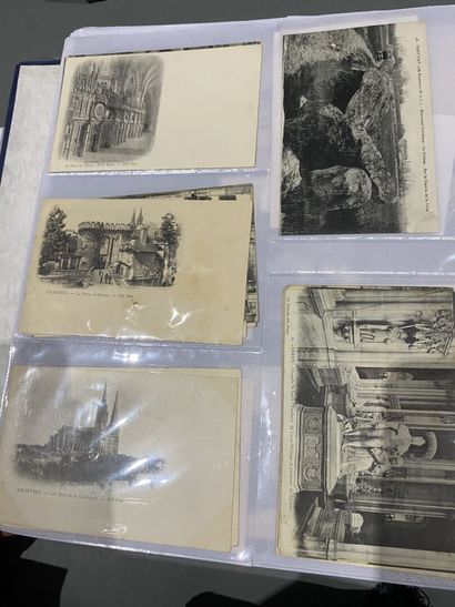 null Set of 3 albums of postcards, views of various landscapes, churches, monuments.
Approx....