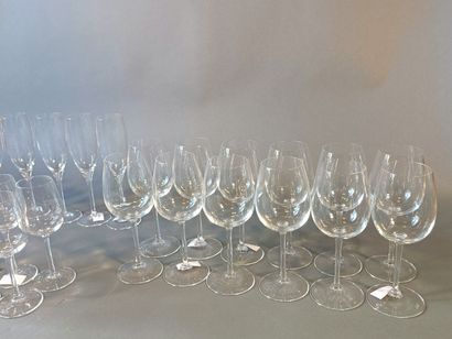 null Lot of ARQUES crystal glassware including:
5 stemmed glasses, ovoid bowl, 12...