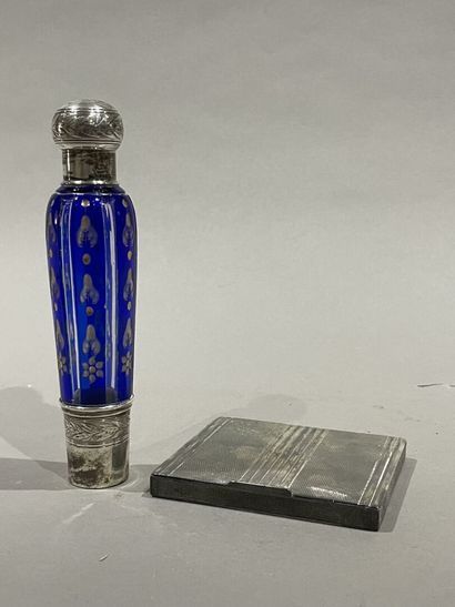 null Blue-tinted glass bottle, silver mounted 
(15 cm)
Also included:
Guilloché silver...