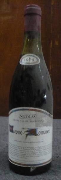 null Vosne Romanée, 1969. Une bouteille.