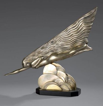 Maurice GUIRAUD RIVIERE (1881-1947) La Comète Épreuve en bronze argenté, signée dans...