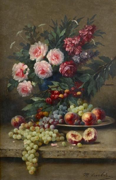 Max Carlier (1872-1938) Bouquet de fleurs à la coupe de raisins et de pêches sur...