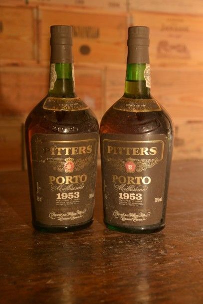 null 2 Bouteilles Porto Pitters Coleihta 1953, étiquettes très légèrement tachée...