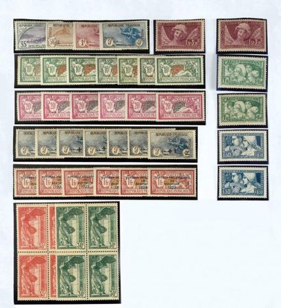 null FRANCE. Émissions 1900/1946: 1 classeur contenant des timbres poste neufs, avec...