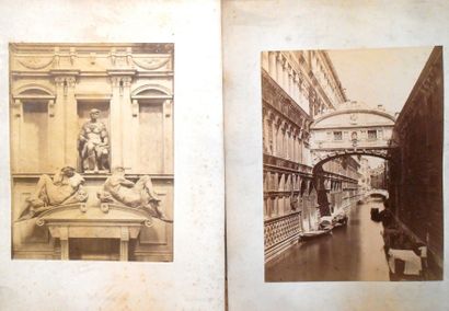 null 6 Photographies de Venise, vers 1900, l'une réhaussée d'aquarelle