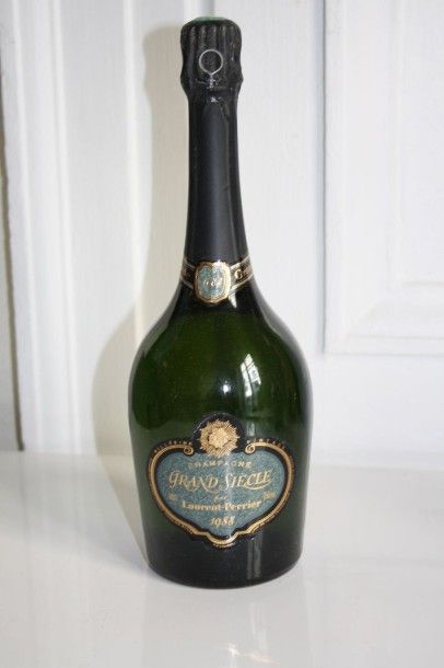 null 1 Bouteille Champagne Laurent Perrier Grand Siècle 1988