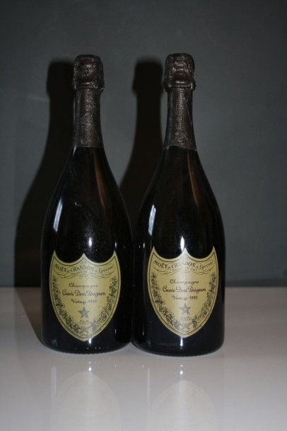 null 2 Bouteilles Champagne Moët et Chandon Dom Pérignon 1993