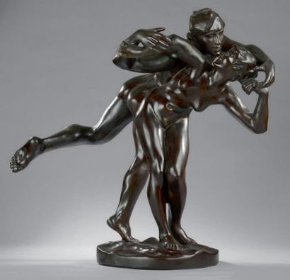 Jef Lambeaux (1852-1908) 
Le Baiser (1881)
Plâtre patiné bronze signé sur la terrasse.
Hauteur:...