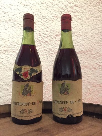 null 2 bouteilles Châteauneuf du Pape, Réserve des Chapelains 1947 Antonin Establet...