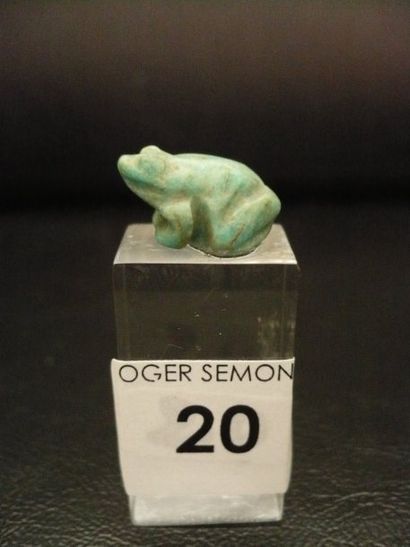 null - Amulette en faïence turquoise : la grenouille du Nil. Egypte, époque Saïte....