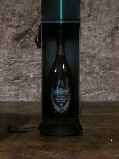 null 1 bouteille Champagne Dom Perignon Vintage 2006

en coffret