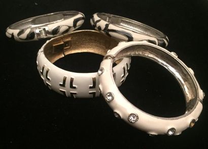 null LANVIN, YOSCA, T8 : Lot de 4 bracelets jonc émaillé blanc, un large borné de...