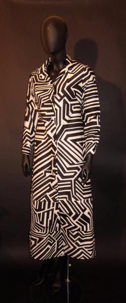 null LANVIN Paris - New-York: Robe longue à impression géométrique noir et blanc,...