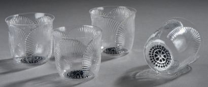 RENE LALIQUE (1860-1945) 
Suite de quatre verre «Pavots» (1922).
Épreuves en verre...