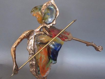 null Yves LOHE (né en 1947)

"Violonniste"

Bronze et verre multicolore, signé.

H...