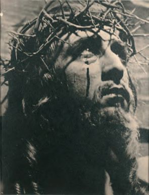 Abel GANCE (1889-1981) Dans le rôle du Christ. Prologue de La Fin du Monde, 1931....