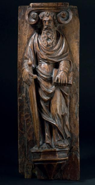 null Demi-relief en bois sculpté représentant Saint
Jean Chrysostème.
Travail flamand...