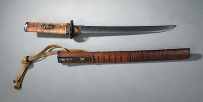 JAPON - Epoque EDO (1603 - 1868) Shinto wakizashi, shinogi zukuri, hamon suguha,...