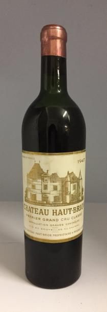 null 1 Bouteille Château Haut-Brion, 1947, mi-épaule