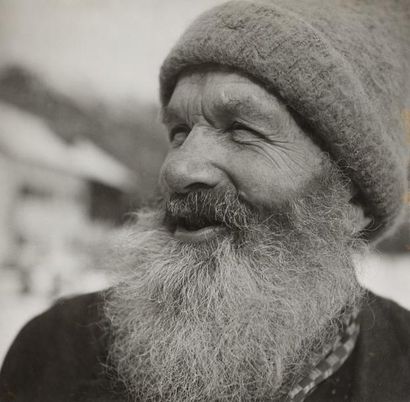 Erna LENDVAI-DIRCKSEN (1883-1962) Paysan de montagne. c.1927
Tirage argentique d'époque.
178...