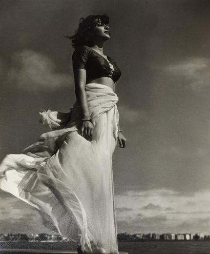 Gurmeet SINGH MALHOTRA (XX) «Her majesty». Inde, c.1958.
L'actrice Nargis (Fatima...