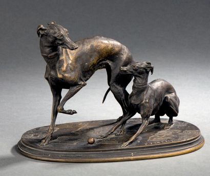 Pierre-Jules Mene (1810-1879) Deux lévriers à la balle
Épreuve en bronze à patine...