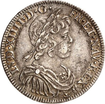 null LOUIS XIV (1643-1715). Demi écu à la mèche courte 1644 (rose) PARIS (A). 13,68...