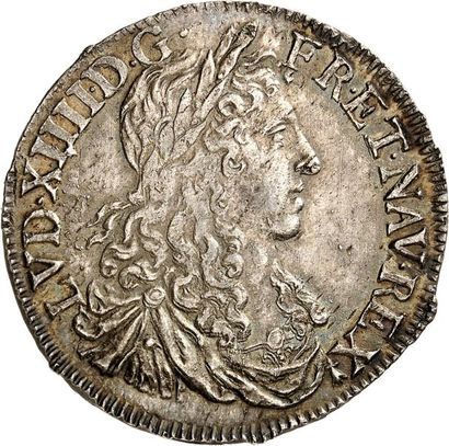 null LOUIS XIV (1643-1715). Demi écu au buste juvénile 1662 RENNES (9). 13,74 g.
Même...