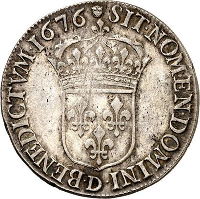 null LOUIS XIV (1643-1715). Demi-écu à la cravate 1676 LYON (D). 13,61 g.
A/ LVD.XIIII.D.G....